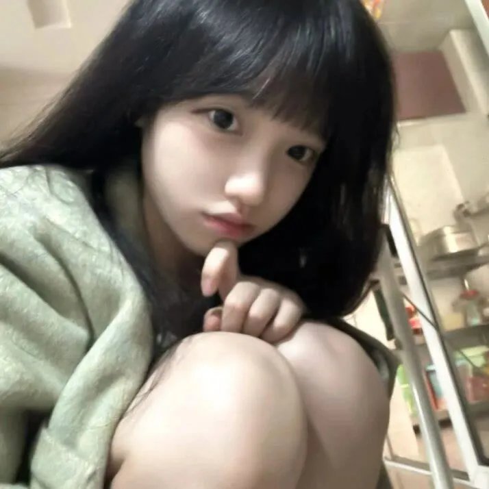 女孩梦三十